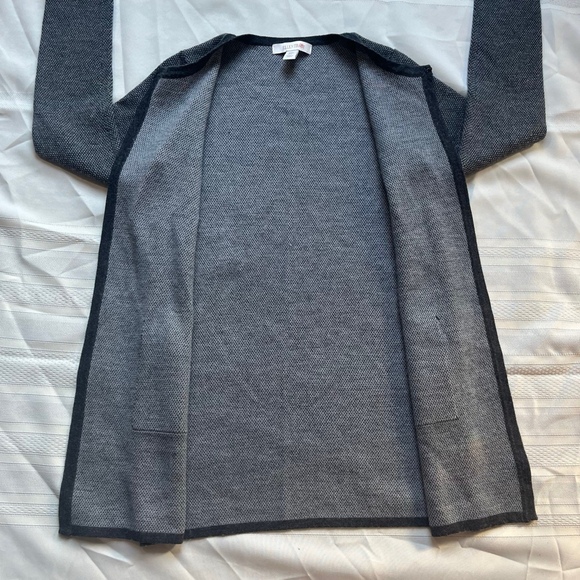 Ellen Tracy Gray Merino Wool Blend Knit Minimalist Luxury Cardigan Jacket - Picture 4 of 6